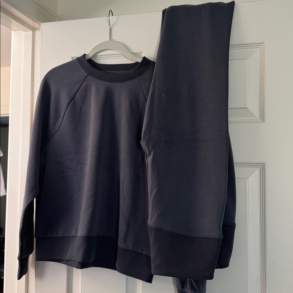 VSX Gray Ribbed Sweatshirt